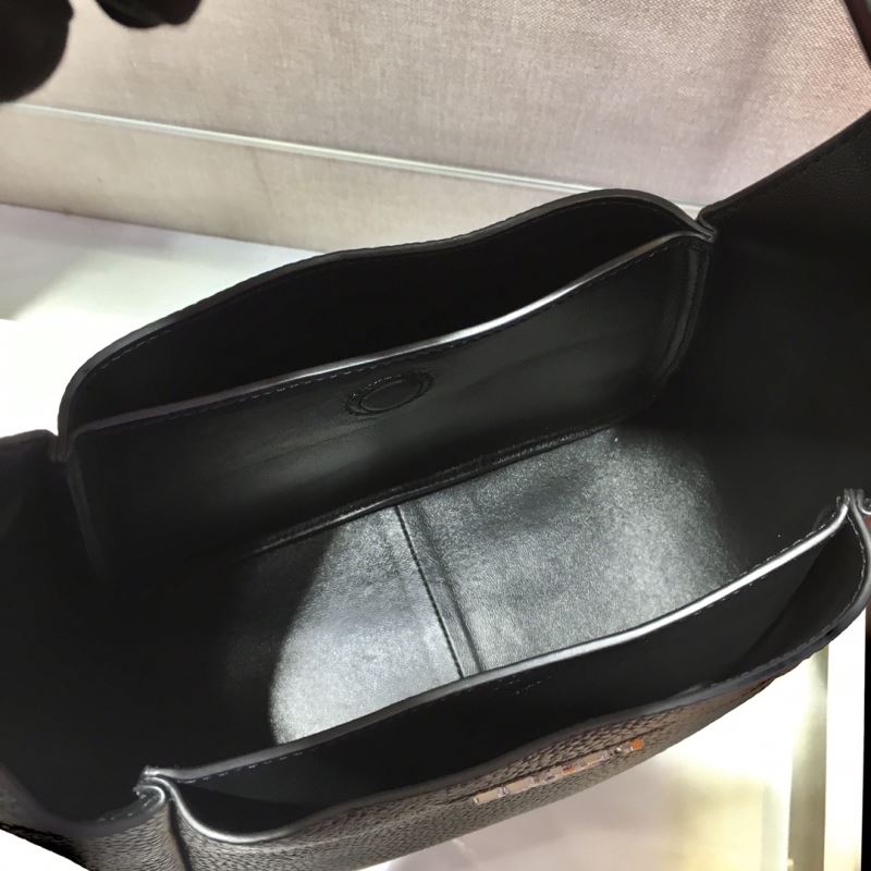 Pra*a bucket bags